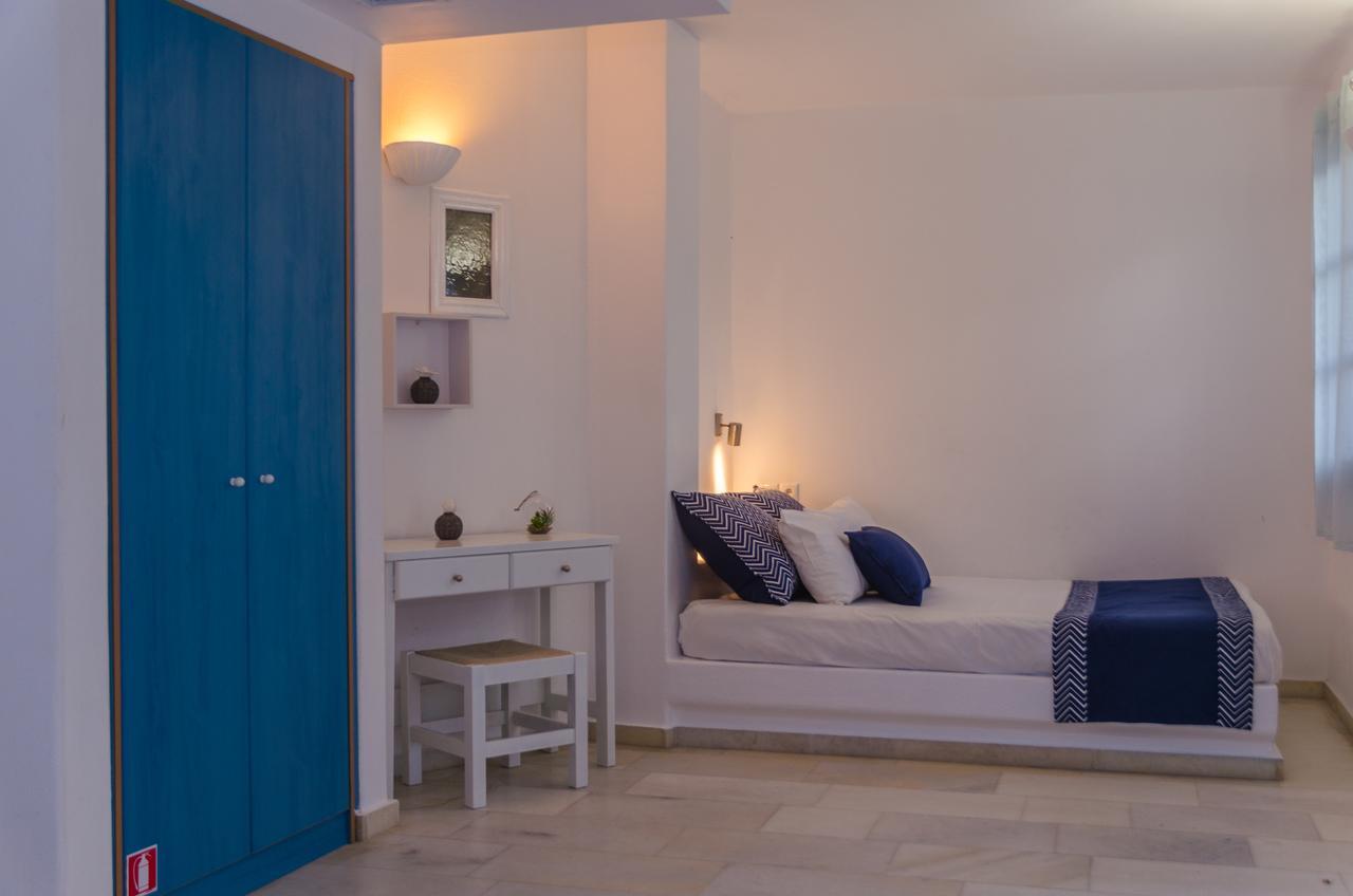 Casa Di Roma Aparthotel Parikia  Ngoại thất bức ảnh